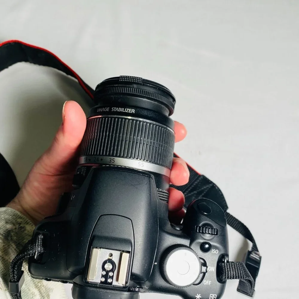 Canon EOS Rebel T1i EOS 500D 15.1MP Digital SLR Camera EFS 18-55mm Lens BUNDLE